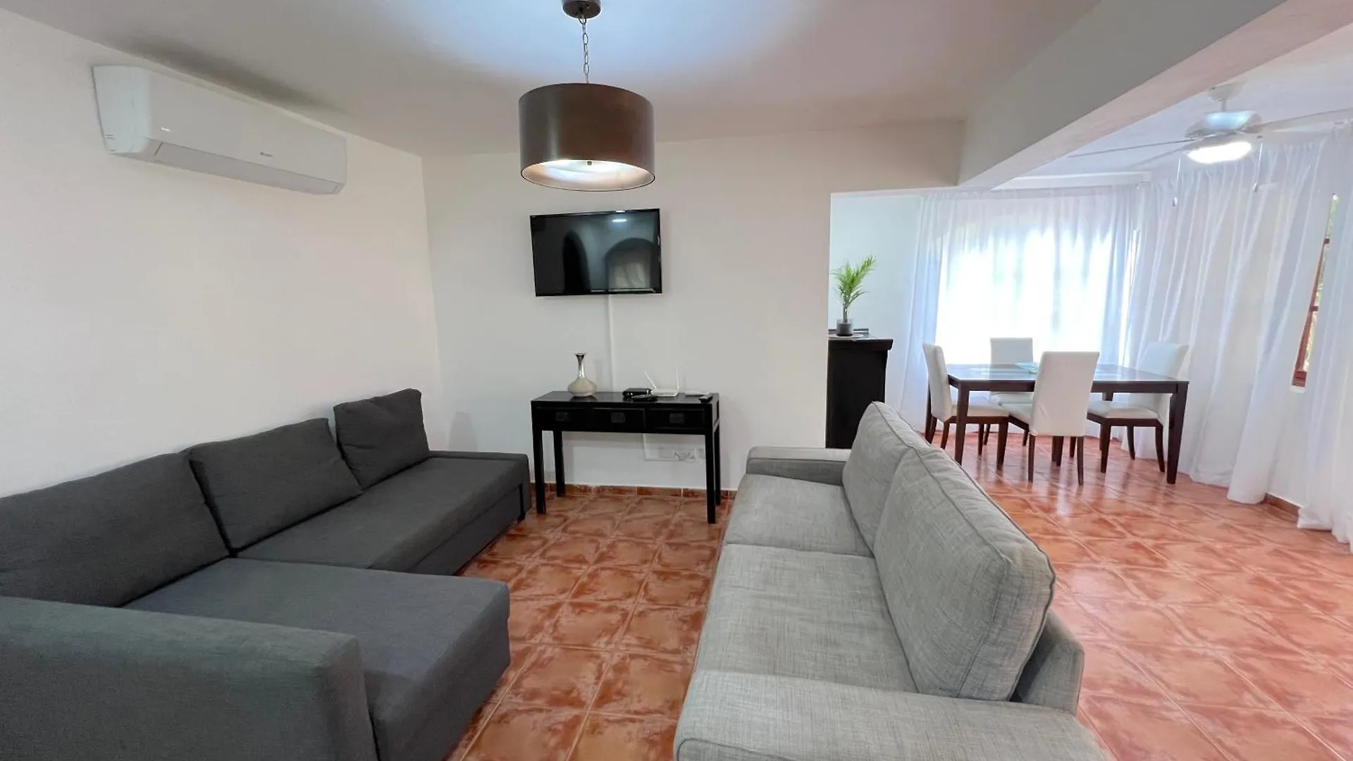 Los Corales Villas And Suites - Beach Club, Spa, Restaurants Punta Cana Hotel